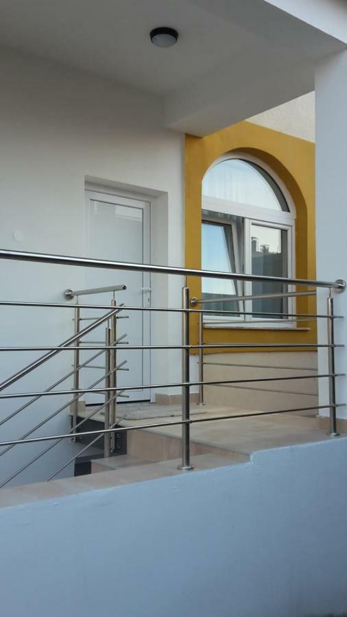 Marko Airport Rooms Velika Gorica Exteriör bild