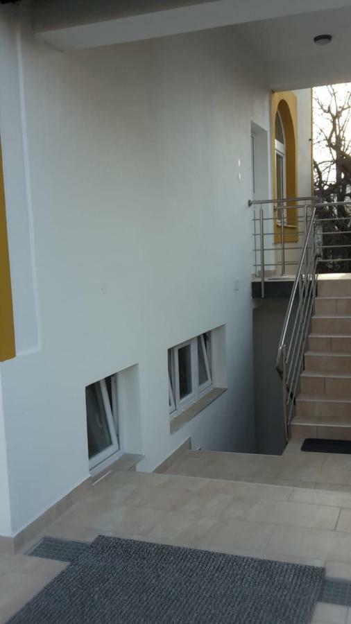 Marko Airport Rooms Velika Gorica Exteriör bild